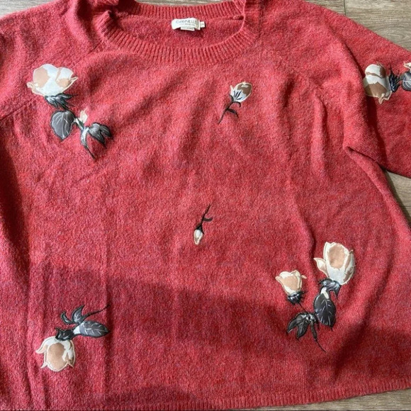 Gabrielle Molly Bracken Floral  Ribbed Sweater - Picture 8 of 16